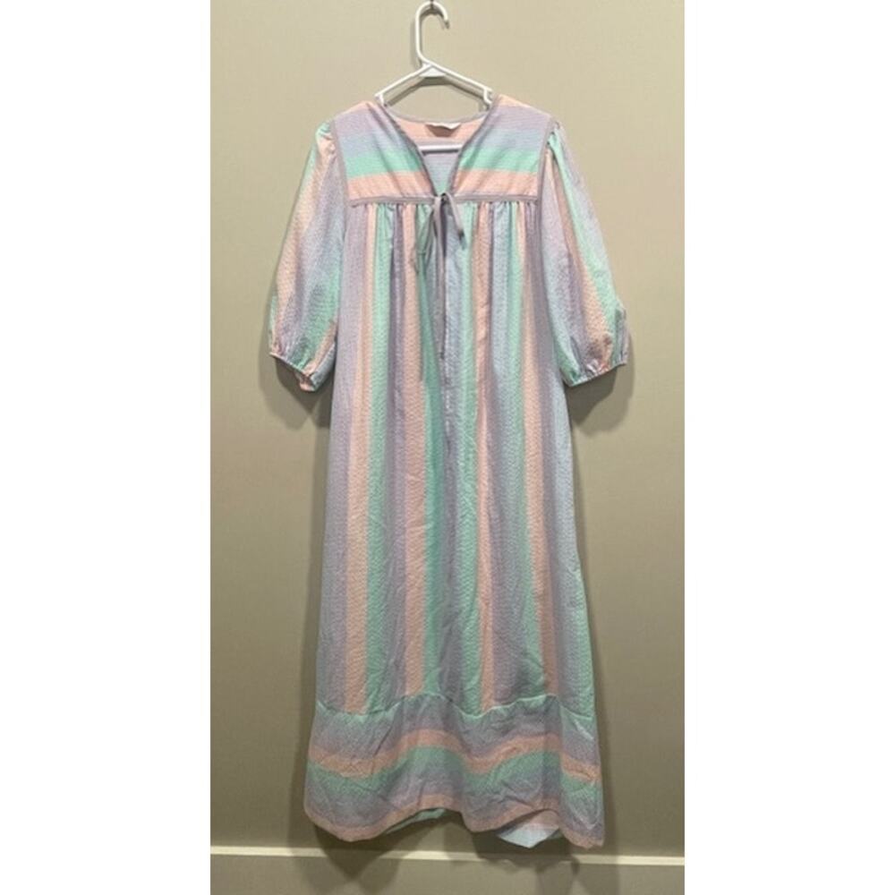 Vintage Pastel Stripe Nightgown Sleeping Shirt Bow Detail Women's Sz Med
